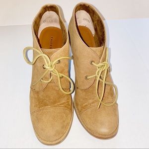 Chinese‎ Laundry Boots